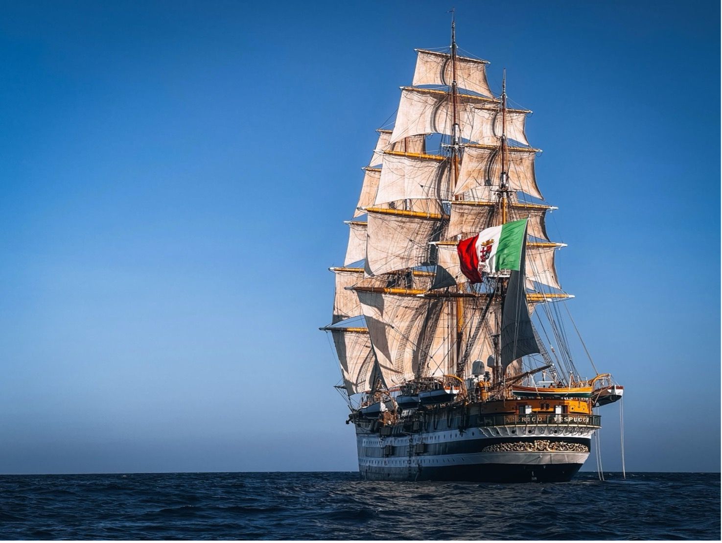 L’Amerigo Vespucci salpa per la Campagna 2026 tra addestramento navale e promozione del Made in Italy