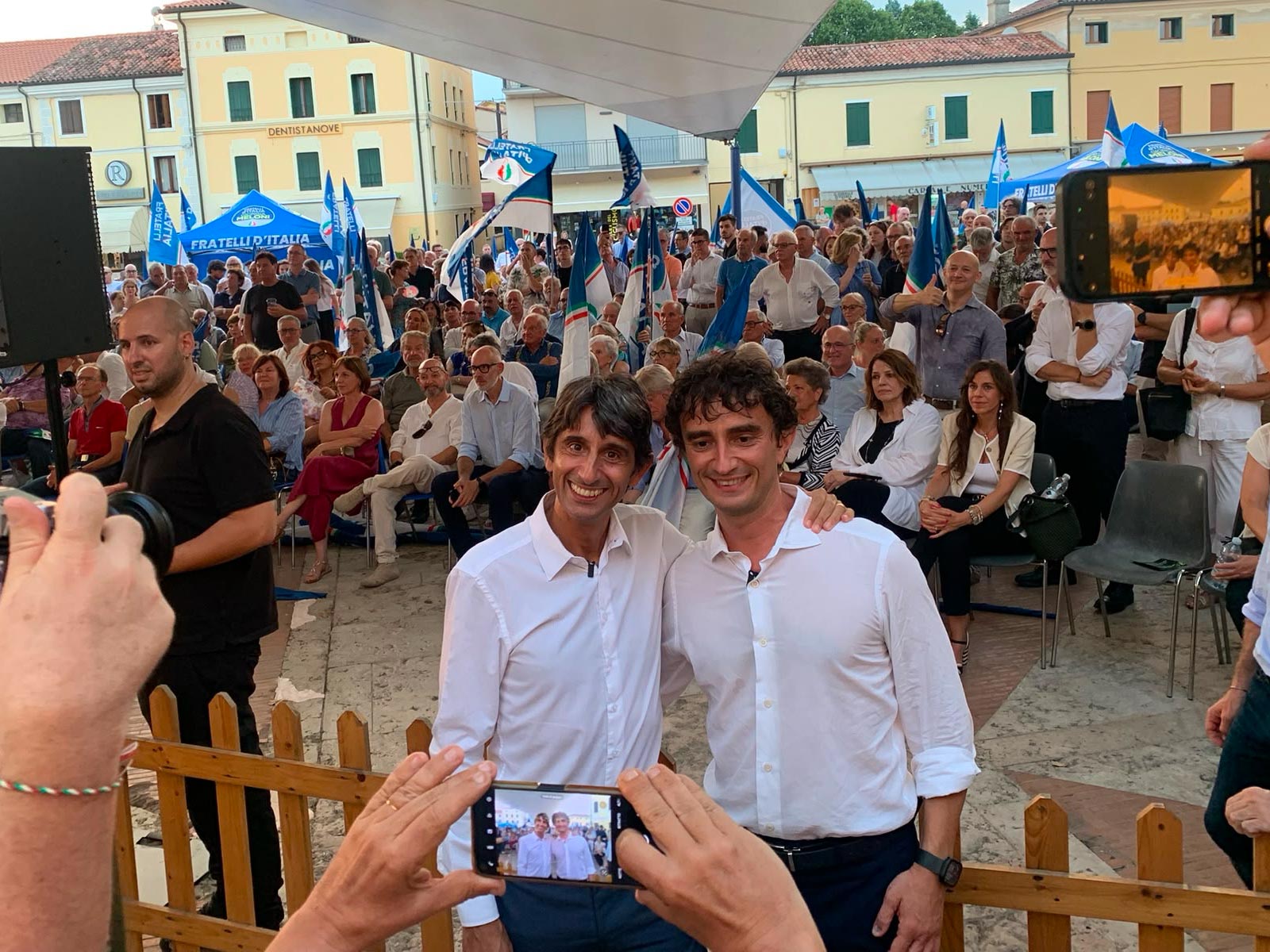 Nove, due destre a confronto