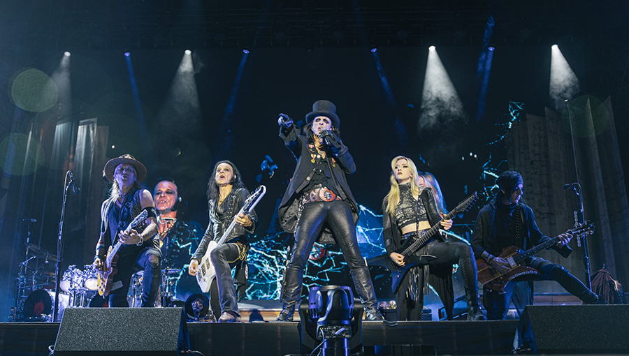 Nel castello delle meraviglie (horror) di Alice Cooper