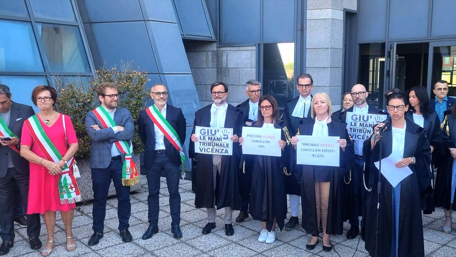 Scontro totale sulla Giustizia veneta: «I sabotatori del nuovo Tribunale hanno fallito la mobilitazione»