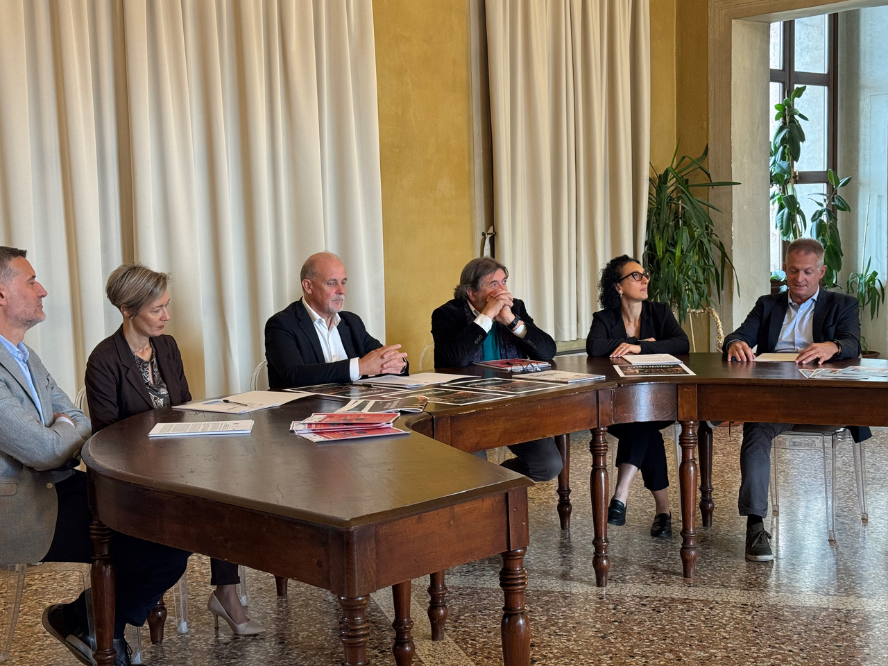 Nel centenario di Arnaldo Pomodoro, Cartigliano lancia «Nutri/Menti»: cinema, teatro e grande arte