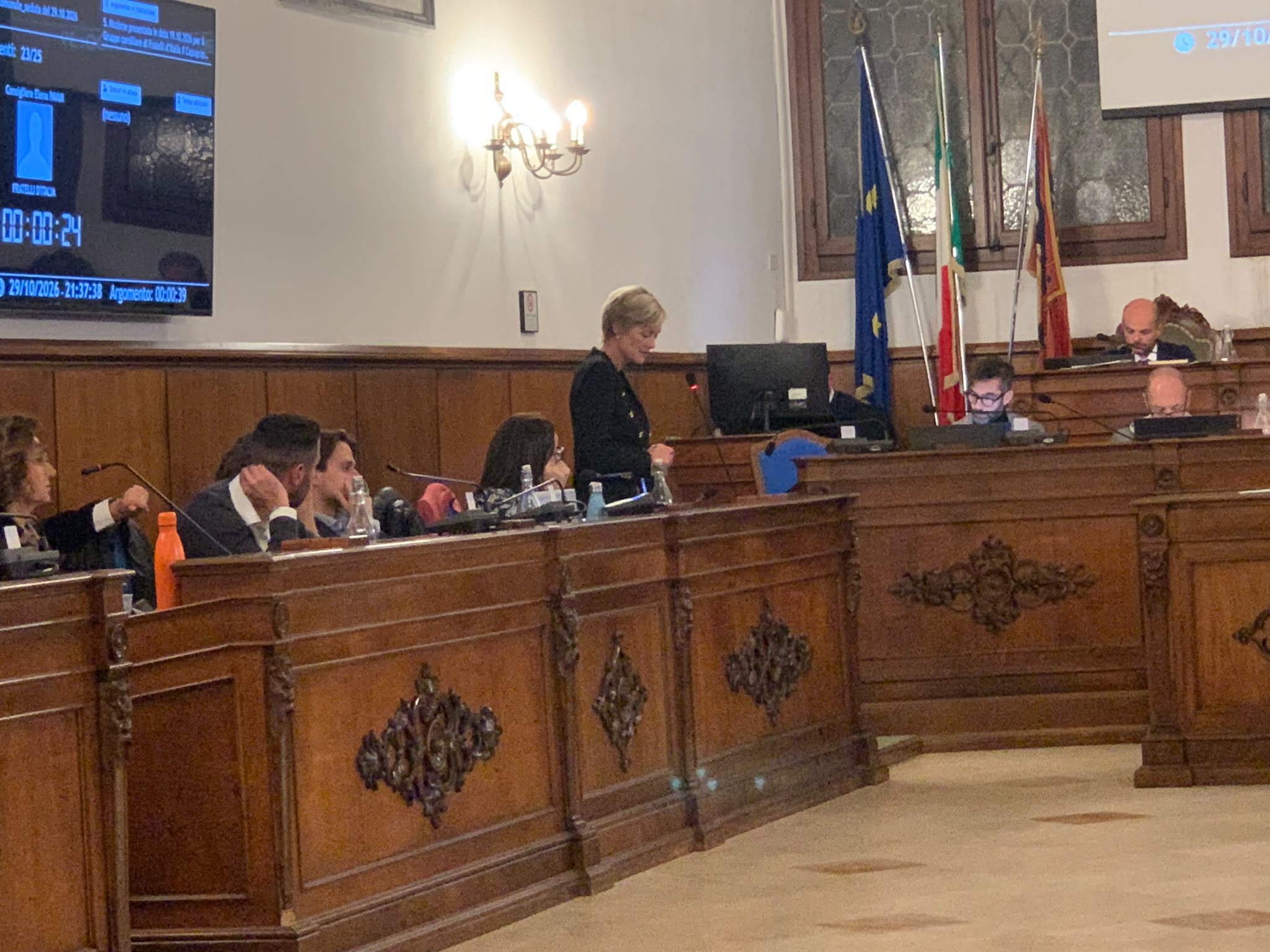 Fratelli d’Italia ritira la mozione contro Campagnolo: la maggioranza si salva